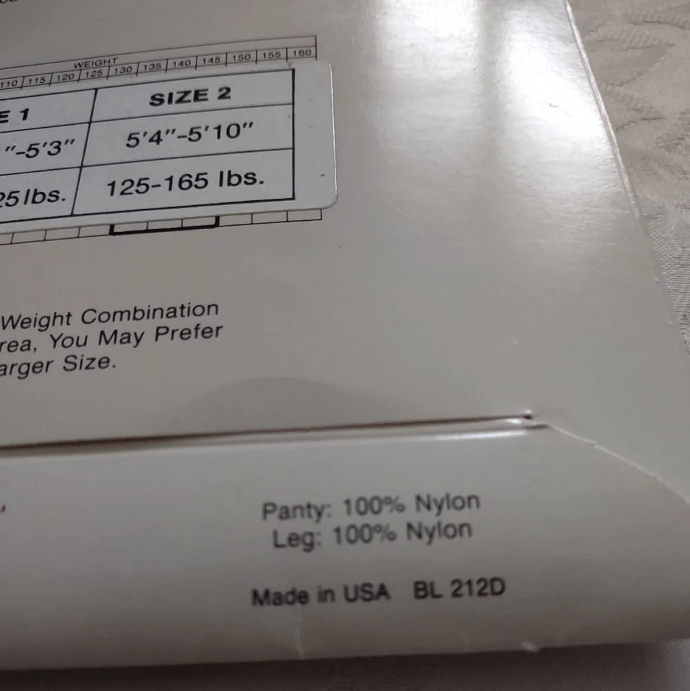 Italian Designer Emilio Cavallini Vintage Ivory Opaque Luxury Pantyhose